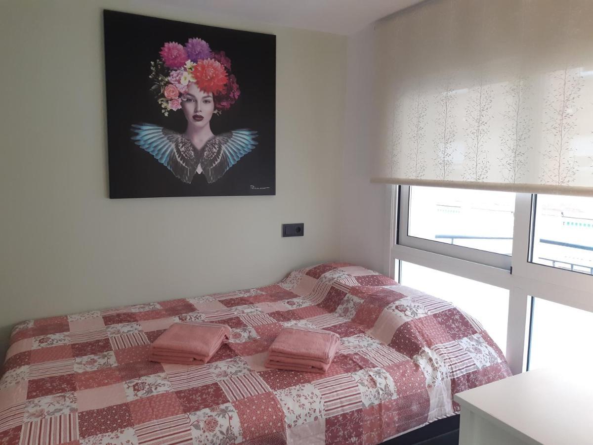Lucky House Apartment Badalona Bagian luar foto