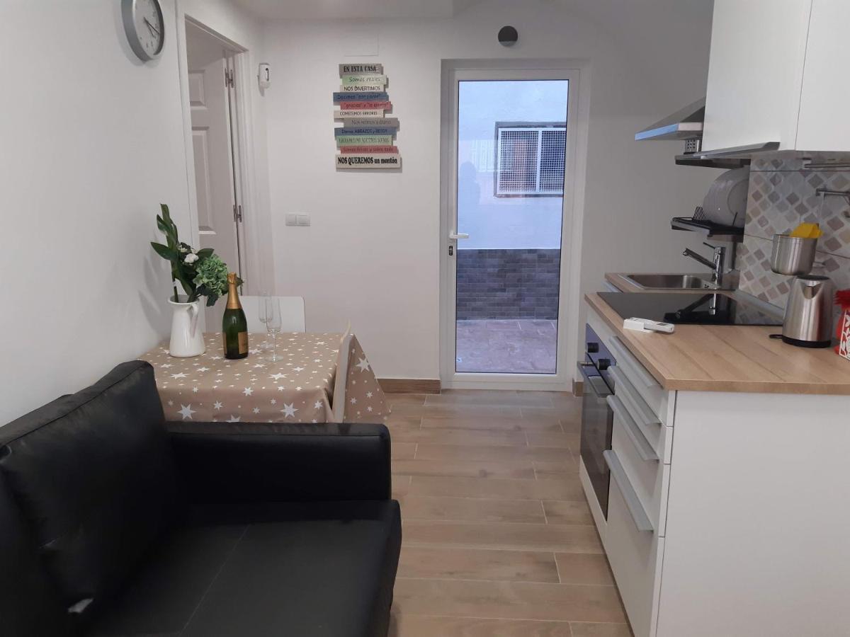 Lucky House Apartment Badalona Bagian luar foto