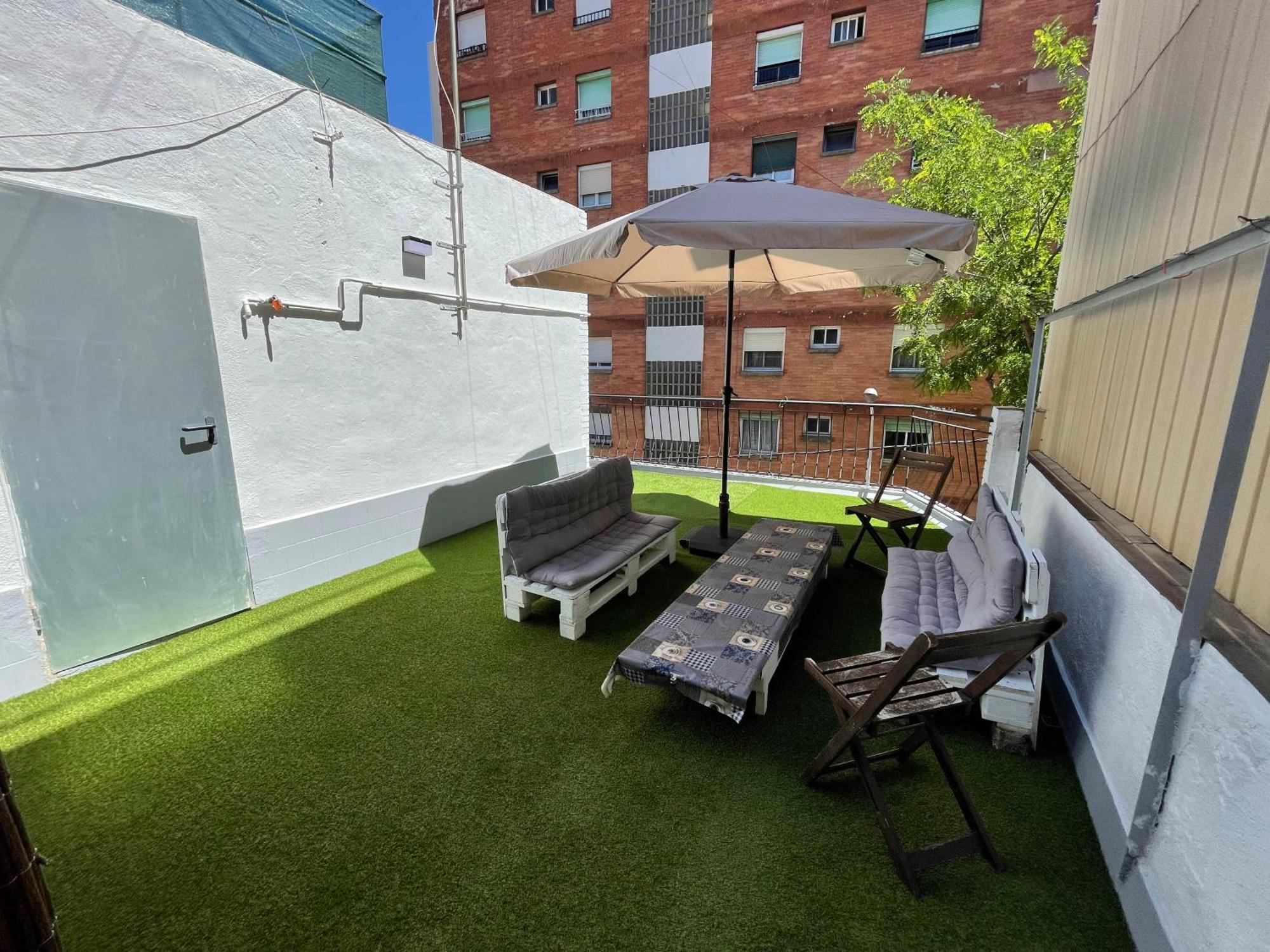 Lucky House Apartment Badalona Bagian luar foto